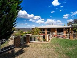 11 Woodridge Pl, Karabar NSW 2620, Australia