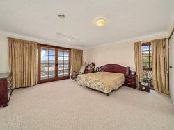 11 Woodridge Pl, Karabar NSW 2620, Australia