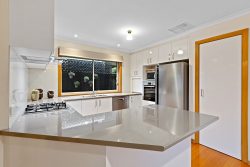 10 Yering Pl, Chirnside Park VIC 3116, Australia