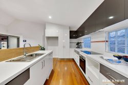 24 Bisdee St, Hughes ACT 2605, Australia