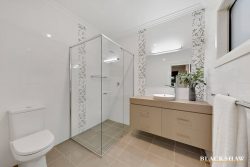 24 Bisdee St, Hughes ACT 2605, Australia