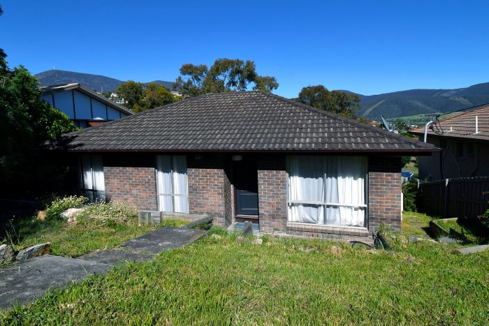 32 Atherton Ave, West Moonah TAS 7009, Australia