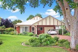 21 Currawong Ct, Murray Downs NSW 2734, Australia