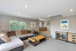 2/19 Pemberton Ave, Glenfield, North Shore City, Auckland, 0629, New Zealand