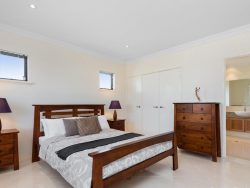 54 Mariners View, Mindarie WA 6030, Australia