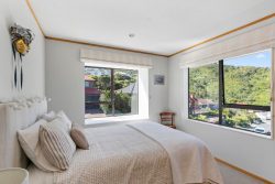 19 Satara Crescent, Khandallah, Wellington, 6035, New Zealand