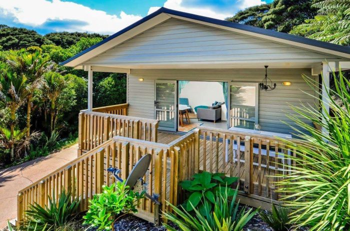 32A Waiheke Road, Onetangi, Waiheke Island, Auckland, 1971, New Zealand