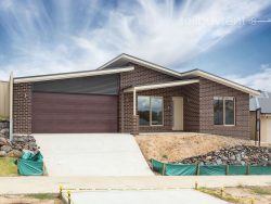 37 Dartnell Cres, Wodonga VIC 3690, Australia