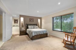 544 Fielder Ct, Albury NSW 2640, Australia