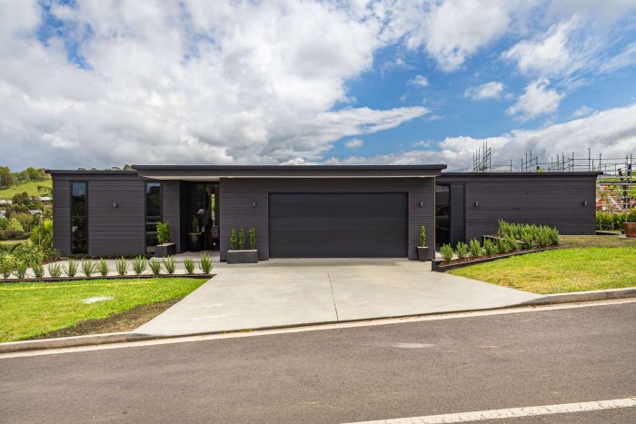 15 Laly Haddon Place, Matakana, Rodney, Auckland, 0985, New Zealand