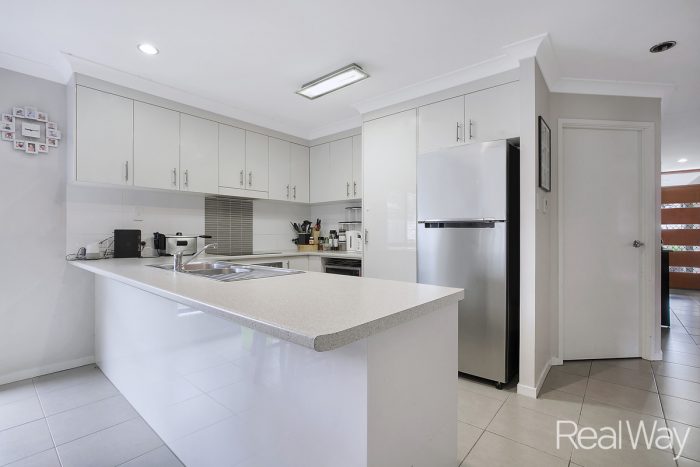 46 MacKintosh Dr, North Lakes QLD 4509, Australia