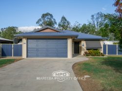 26 Godwin Dr, Mareeba QLD 4880, Australia