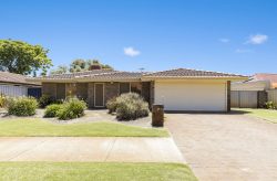 69 Pelican Parade, Ballajura WA 6066, Australia