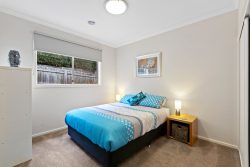 22 Old Warrandyte Rd, Ringwood North VIC 3134, Australia