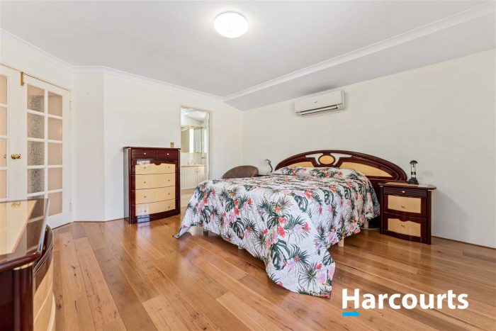 4 Havana Vista, Hocking WA 6065, Australia