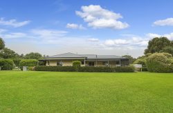 32 Lowery Rd, Crossley VIC 3283, Australia