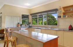 32 Lowery Rd, Crossley VIC 3283, Australia