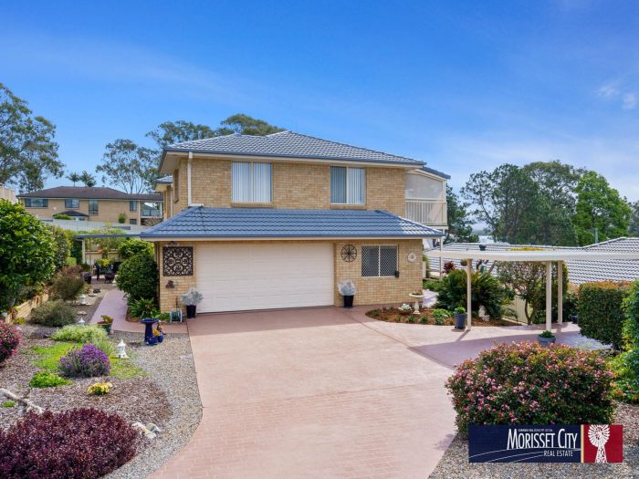 17 Morris Cres, Bonnells Bay NSW 2264, Australia