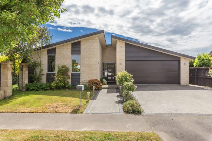 9 Papaumu Green, Parklands, Christchurch City, Canterbury, 8083, New Zealand