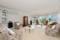 5 Magnolia Cres, Banora Point NSW 2486, Australia