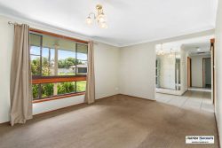 24 Higgins Ln, Oxley Vale NSW 2340, Australia