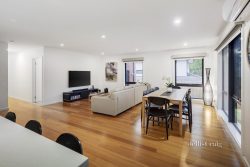 4 White Gum Pl, Research VIC 3095, Australia