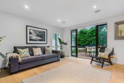 27A Mountain View Road, Western Springs, Auckland, 1022, New Zealand
