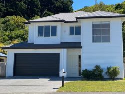 6 Chippenham Grove, Churton Park, Wellington, 6037, New Zealand