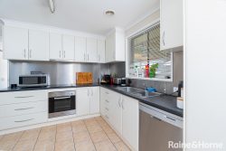 43 Crawford St, Ashmont NSW 2650, Australia