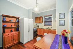 4 Alfred St, Croydon NSW 2132, Australia