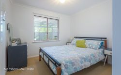 4 Greenshields St, Mira Mar WA 6330, Australia