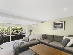 4 Middlesex Place, Northland, Wellington, 6012, New Zealand