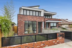 23 McGregor St, Fairfield VIC 3078, Australia