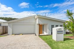 43 Parksedge St, Upper Kedron QLD 4055, Australia