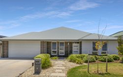 13 Grantchester Ave, Mount Barker SA 5251, Australia