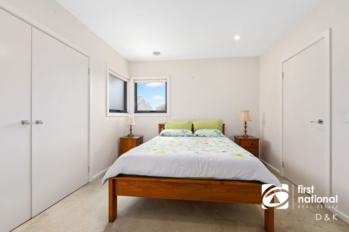 Unit 5/16 Omar St, Maidstone VIC 3012, Australia