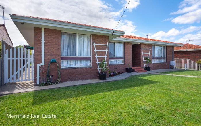 13 Whidby St, Orana WA 6330, Australia