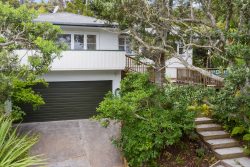 63 Woodfern Crescent, Titirangi, Waitakere City, Auckland, 0604, New Zealand