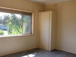 990 Calimo St, North Albury NSW 2640, Australia