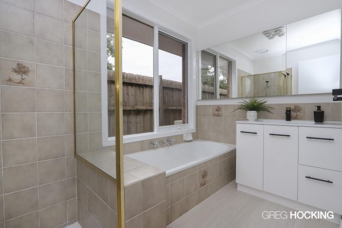 3 Hakea Ct, Altona Meadows VIC 3028, Australia