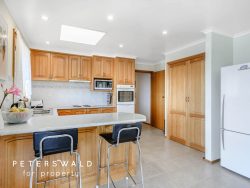 12 Summerhill Rd, West Hobart TAS 7000, Australia