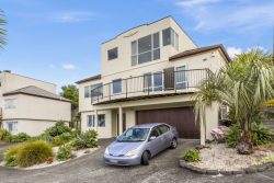 2/491 Whangaparaoa Road, Stanmore Bay, Rodney, Auckland, 0932, New Zealand