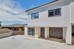 4223d Great North Road, Glendene, Waitakere City, Auckland, 0602, New Zealand