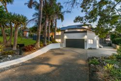 23 Kuripaka Crescent, The Gardens, Manukau City, Auckland, 2105, New Zealand