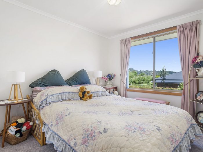 22 Oak St, Huonville TAS 7109, Australia