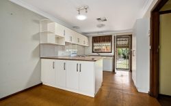 4 Lawrence St, Wodonga VIC 3690, Australia