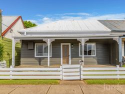 78 Station St, Weston NSW 2326, Australia