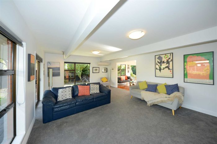 1 Swithland Place, Avonhead, Christchurch City, Canterbury, 8042, New Zealand