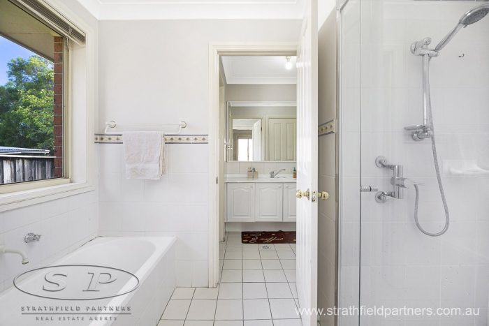 6/24 Blackbutt Cres, Greystanes NSW 2145, Australia