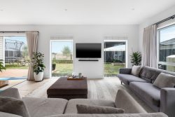 80 Palm Springs Boulevard, Papamoa Beach, Tauranga, Bay Of Plenty, 3118, New Zealand